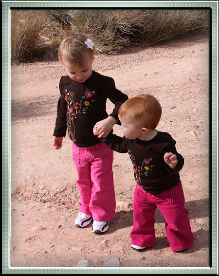 Makaylah and Lizzy - Rompin' Lil' Chinese Imperial Shih Tzu